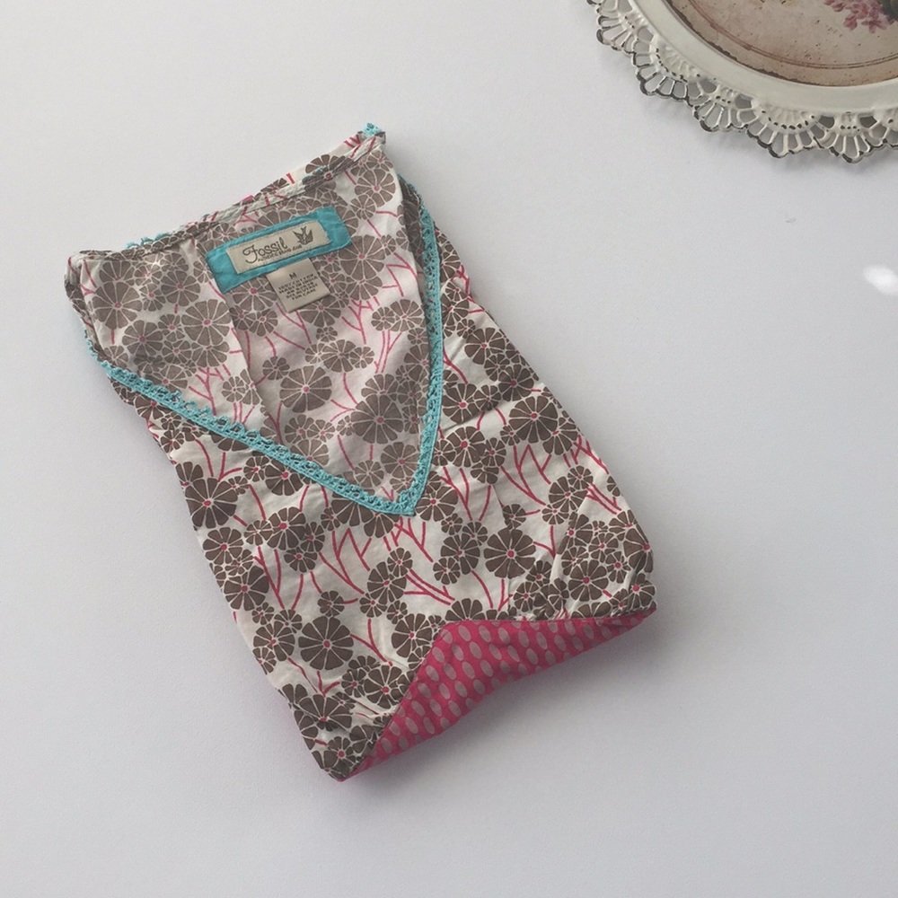 FOSSIL top